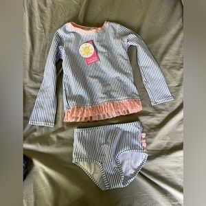 NWT Ruffle Butts periwinkle seersucker long sleeve rash guard and bottom size 5t